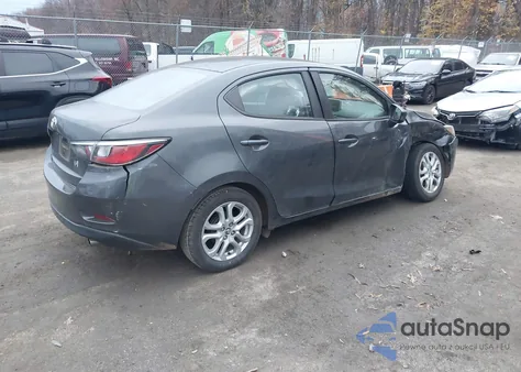 2018 Toyota Yaris Ia z USA, uszkodzony, nr VIN 3MYDLBYV5JY308794